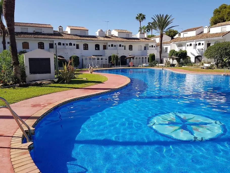 Modern House With Large Pool! Villa Estepona Holiday home
